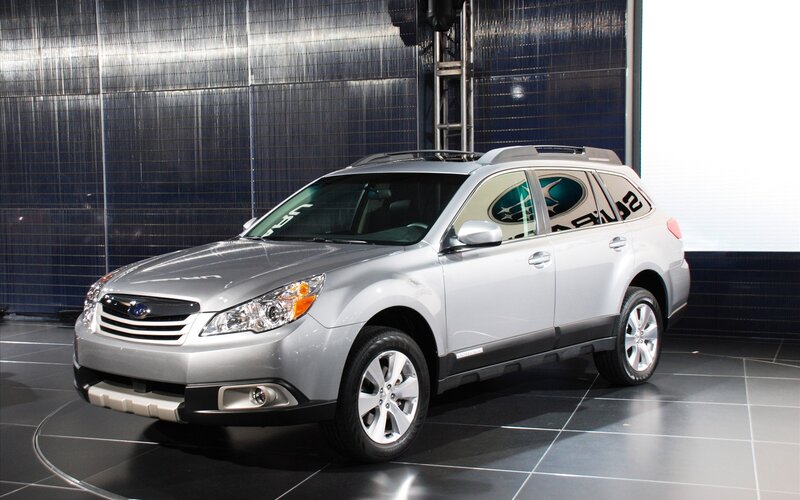 Silver Subaru Outback — Neutral