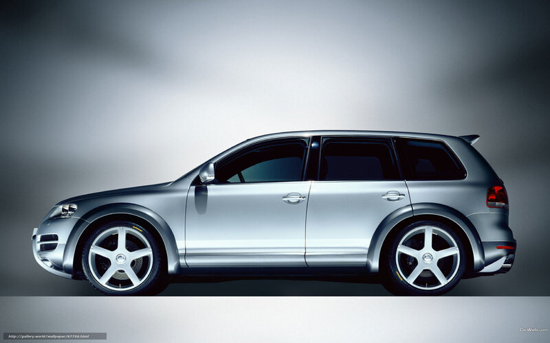 Silver SUV — Dramatic, Photograph, Car