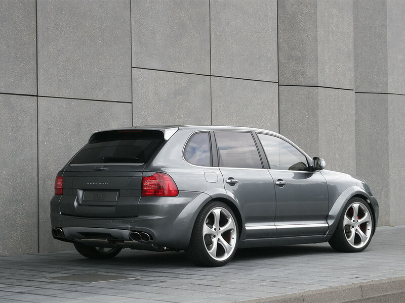Silver SUV — Gray, Neutral, Photograph, Car