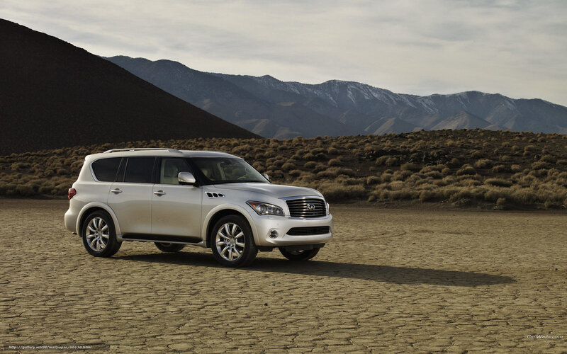 Silver Suv in Desert — Dramatic