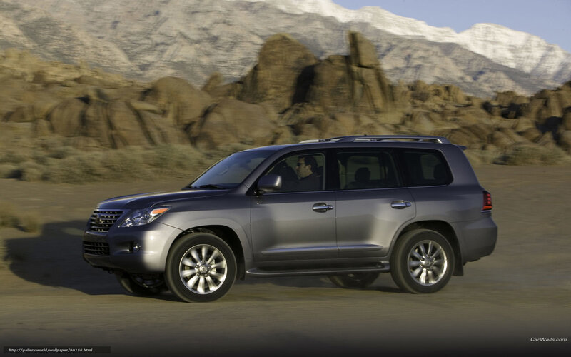 Silver Suv in Desert — Gray