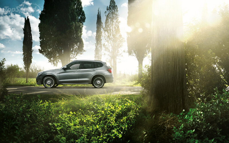 Silver Suv on Road — Green