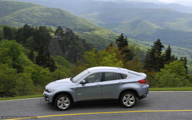 Silver Suv on Road