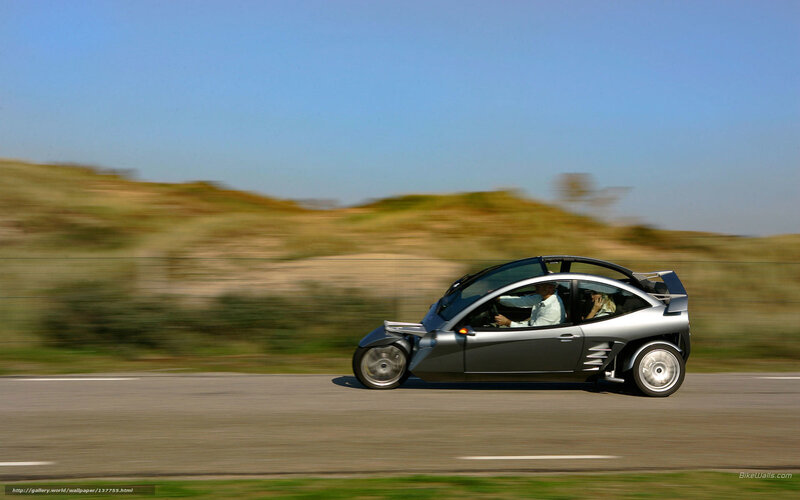 Silver Three-wheeled Car — Gray