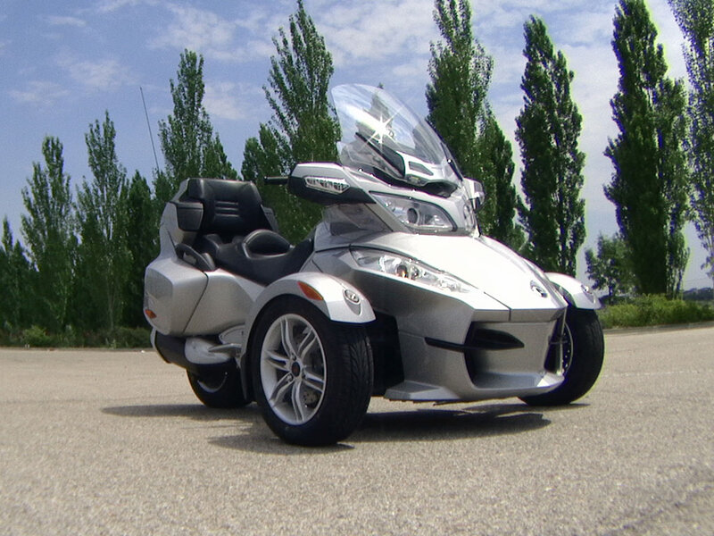Silver Three-wheeled Motorcycle — Calm