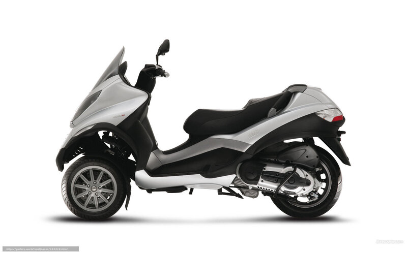 Silver Three-wheeled Scooter — Neutral, Photograph, Windshield, Seat, Wheels