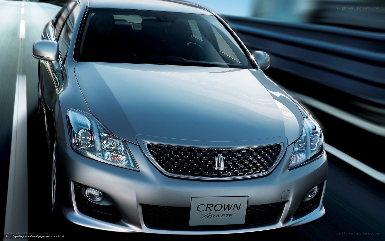 Silver Toyota Crown Athlete