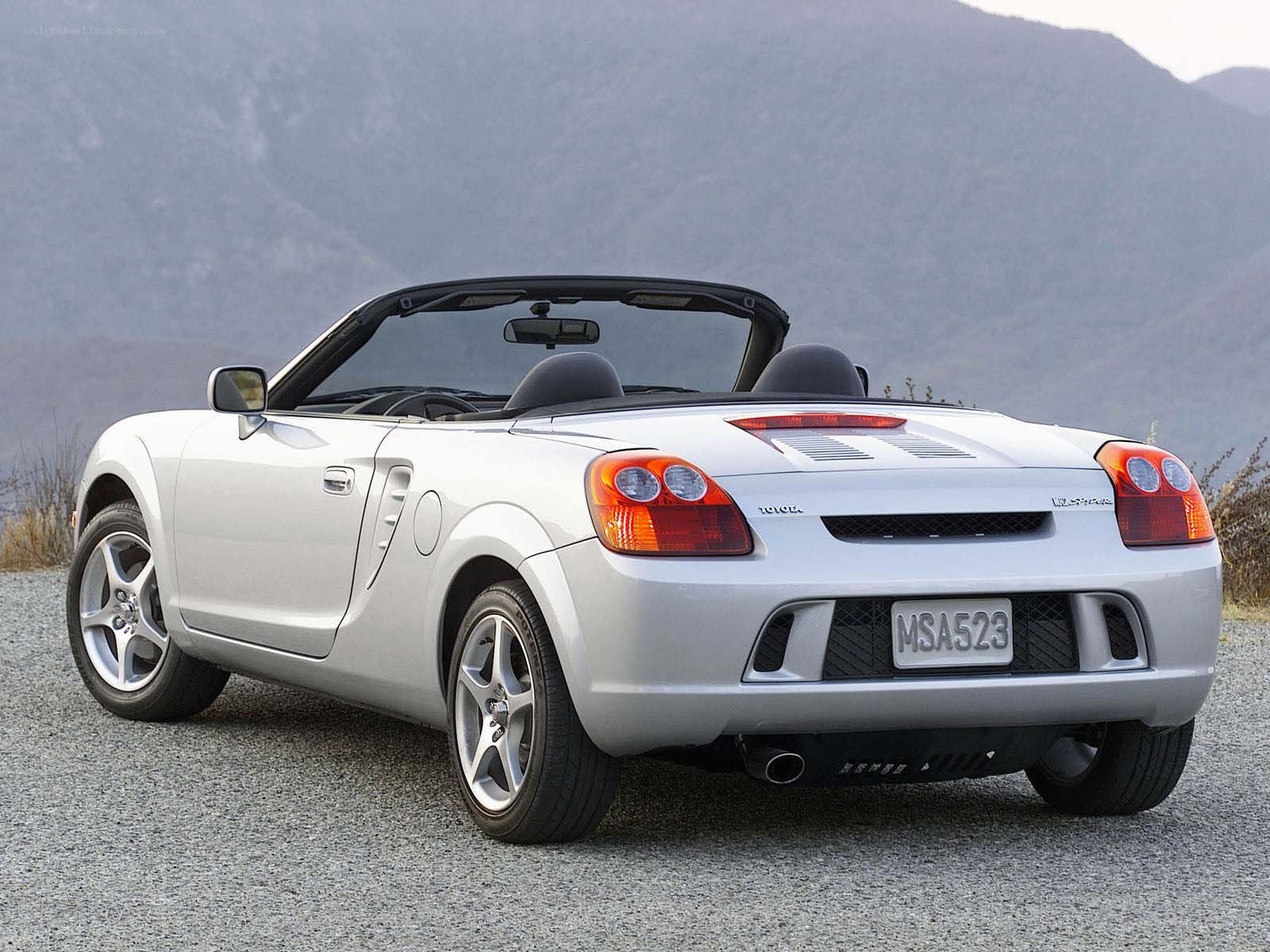 silver toyota mr2 spyder