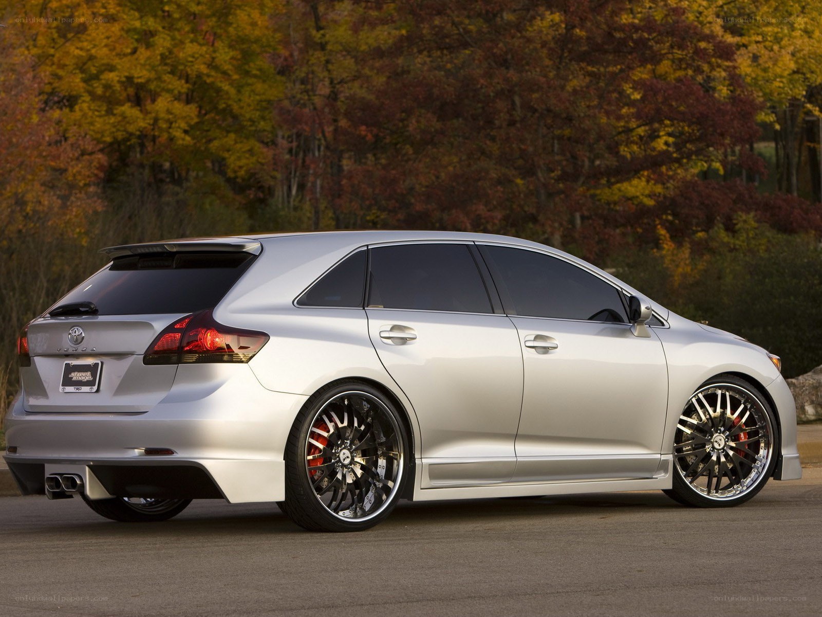 silver toyota venza hatchback
