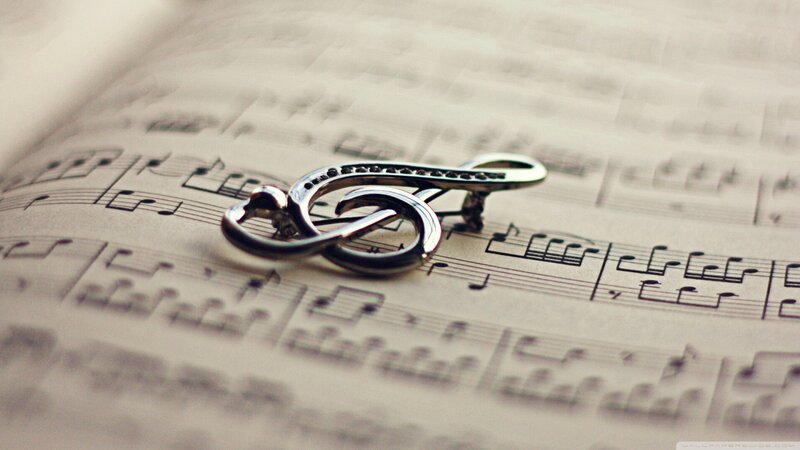 Silver Treble Clef Pin