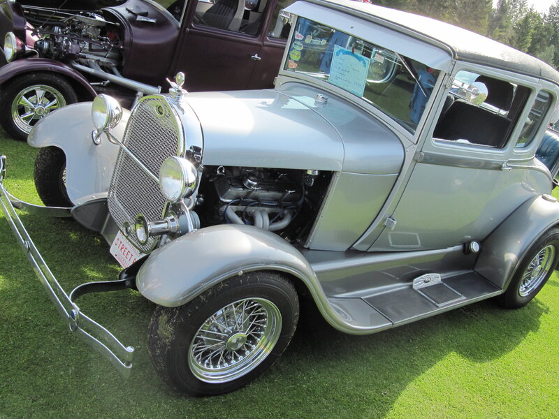 Silver Vintage Car — Calm, Afternoon, Photograph, Car Show