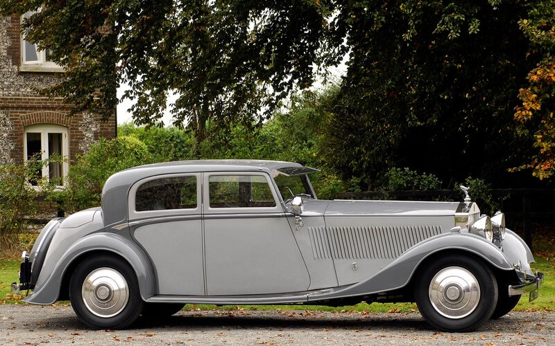 Silver Vintage Car — Gray, Serene, Autumn