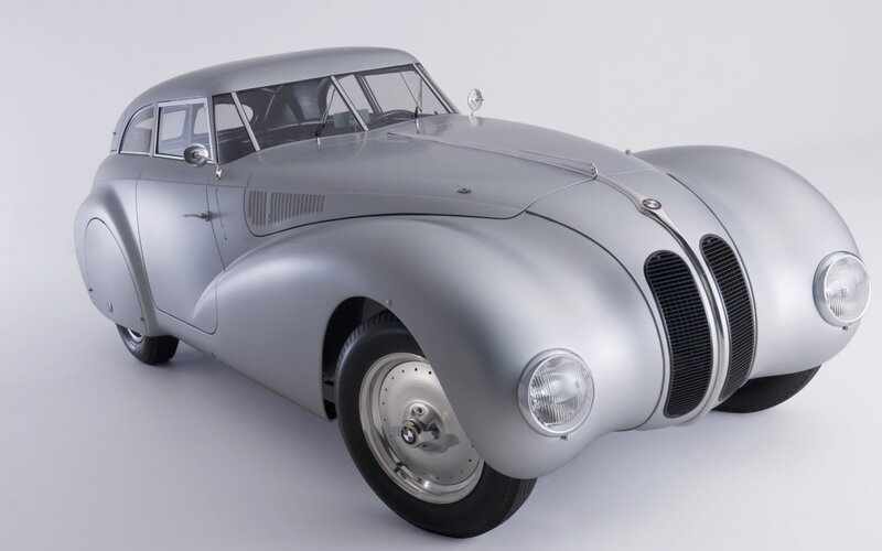Silver Vintage Car — Neutral, Photograph