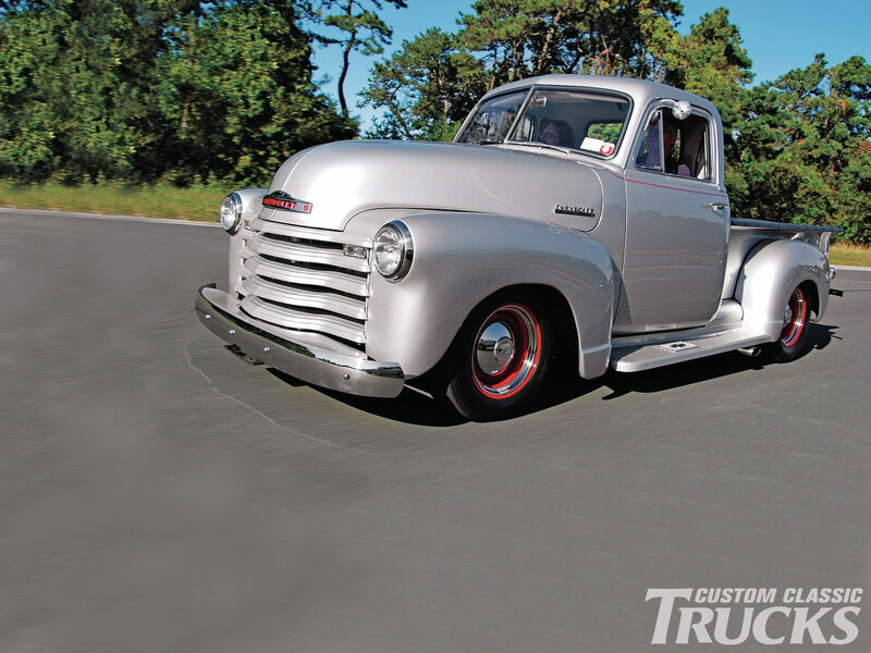 Silver Vintage Pickup Truck — Dynamic