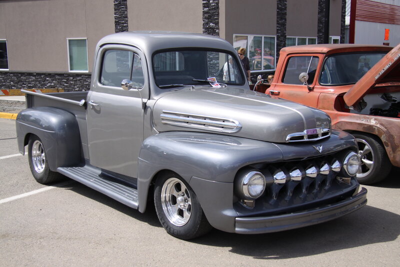 Silver Vintage Pickup Truck — Gray
