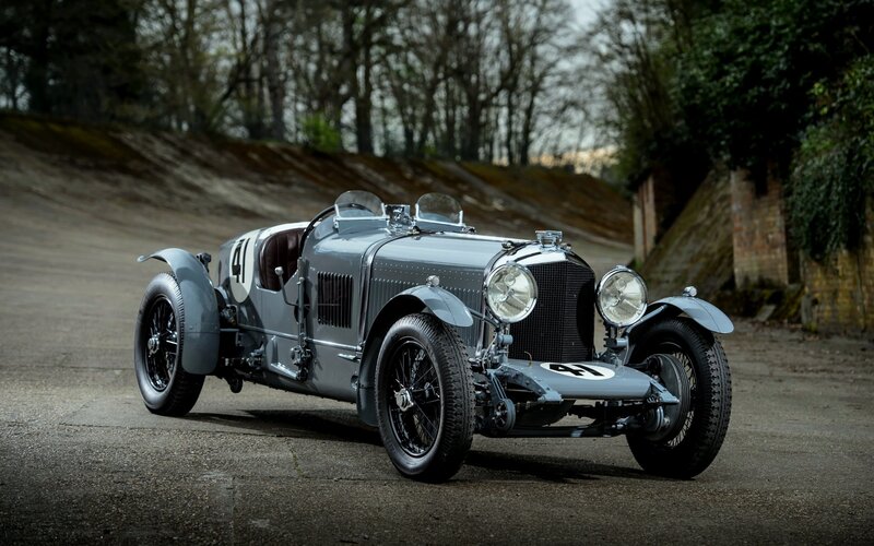 Silver Vintage Race Car — Gray