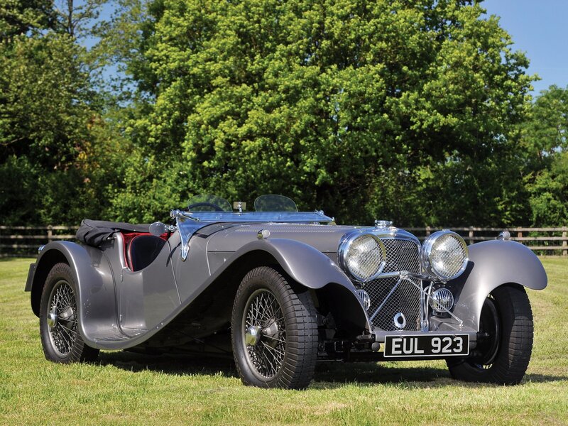 Silver Vintage Roadster — Gray