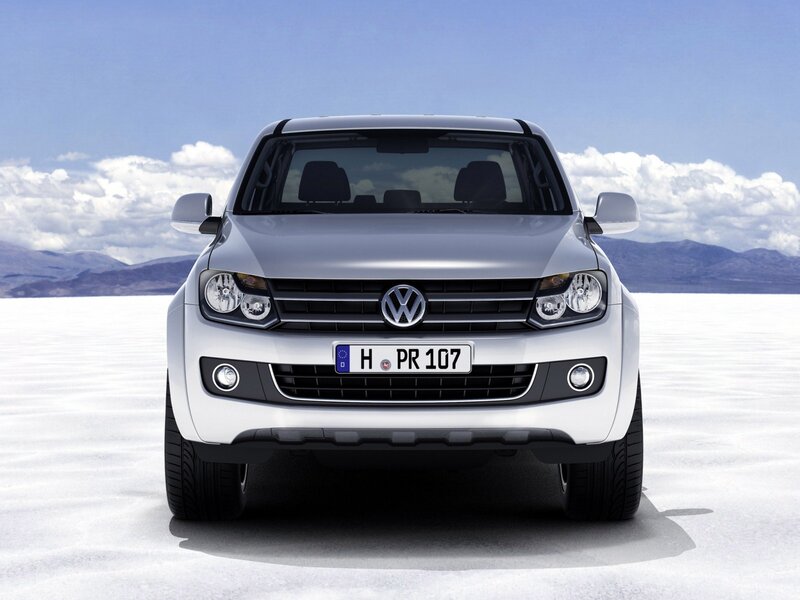 Silver Volkswagen Amarok