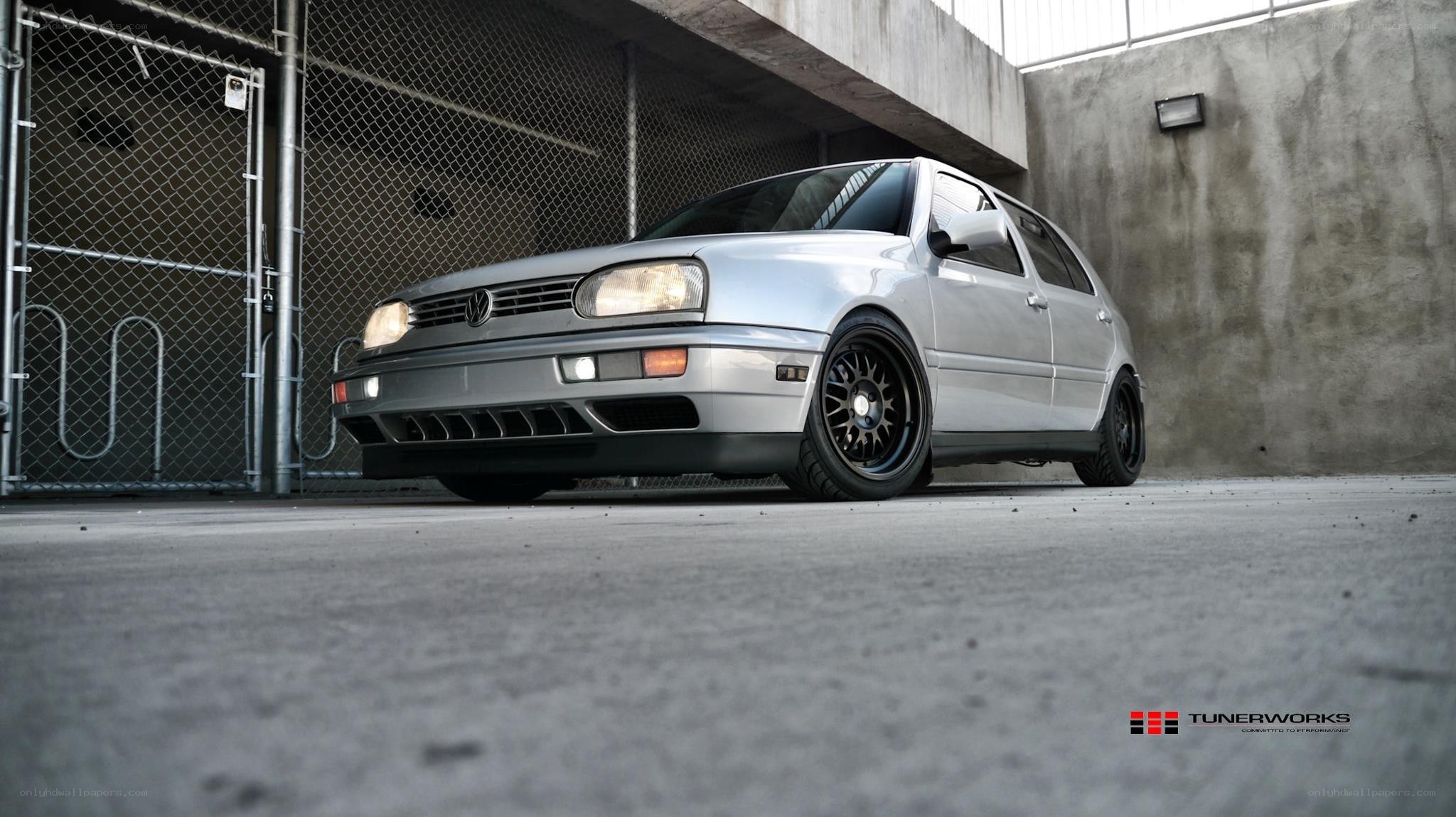 silver volkswagen golf mk3