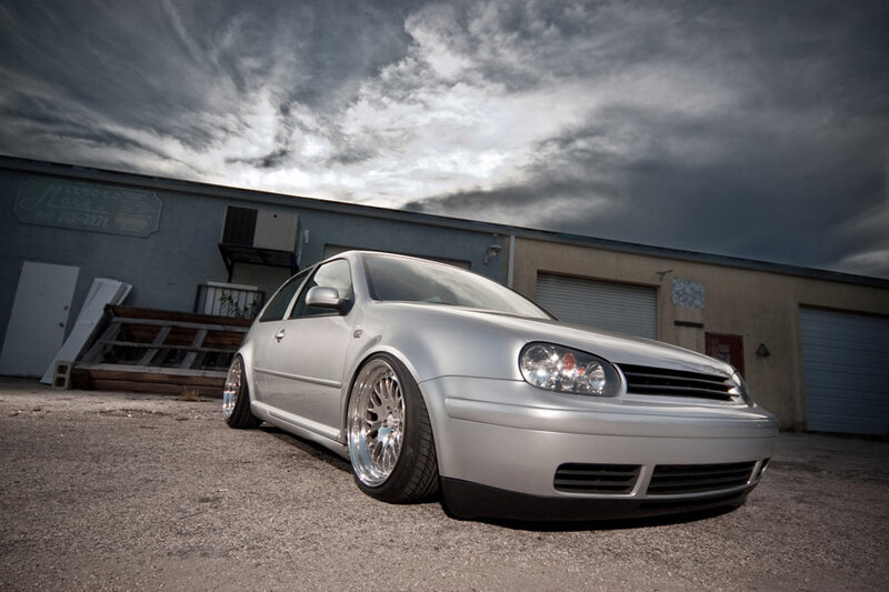 silver volkswagen golf mk4