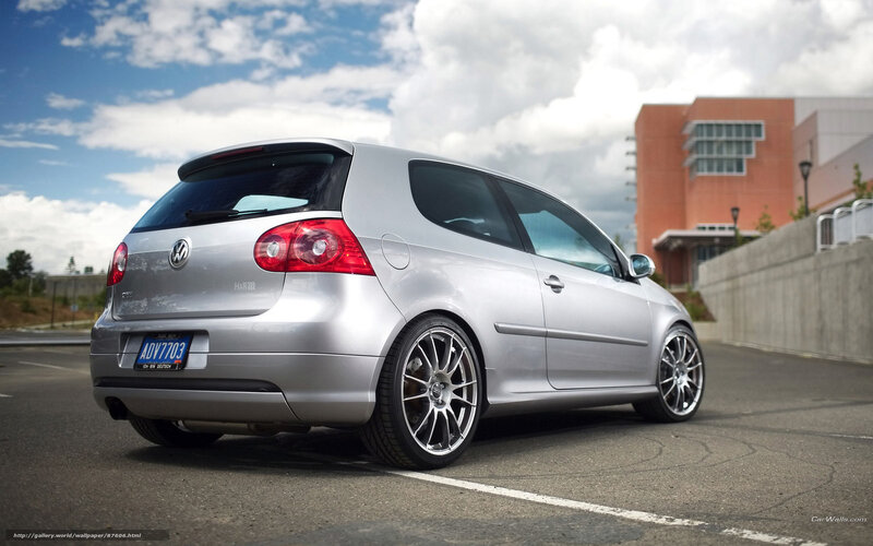 silver volkswagen golf r32