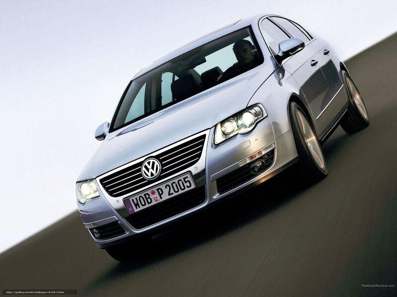 Silver Volkswagen Passat — Dynamic
