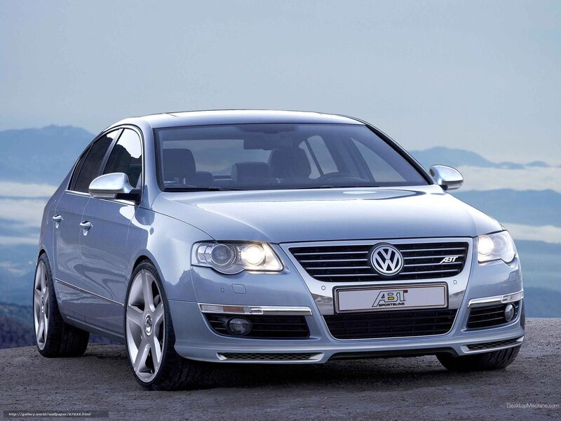 Silver Volkswagen Passat — Serene