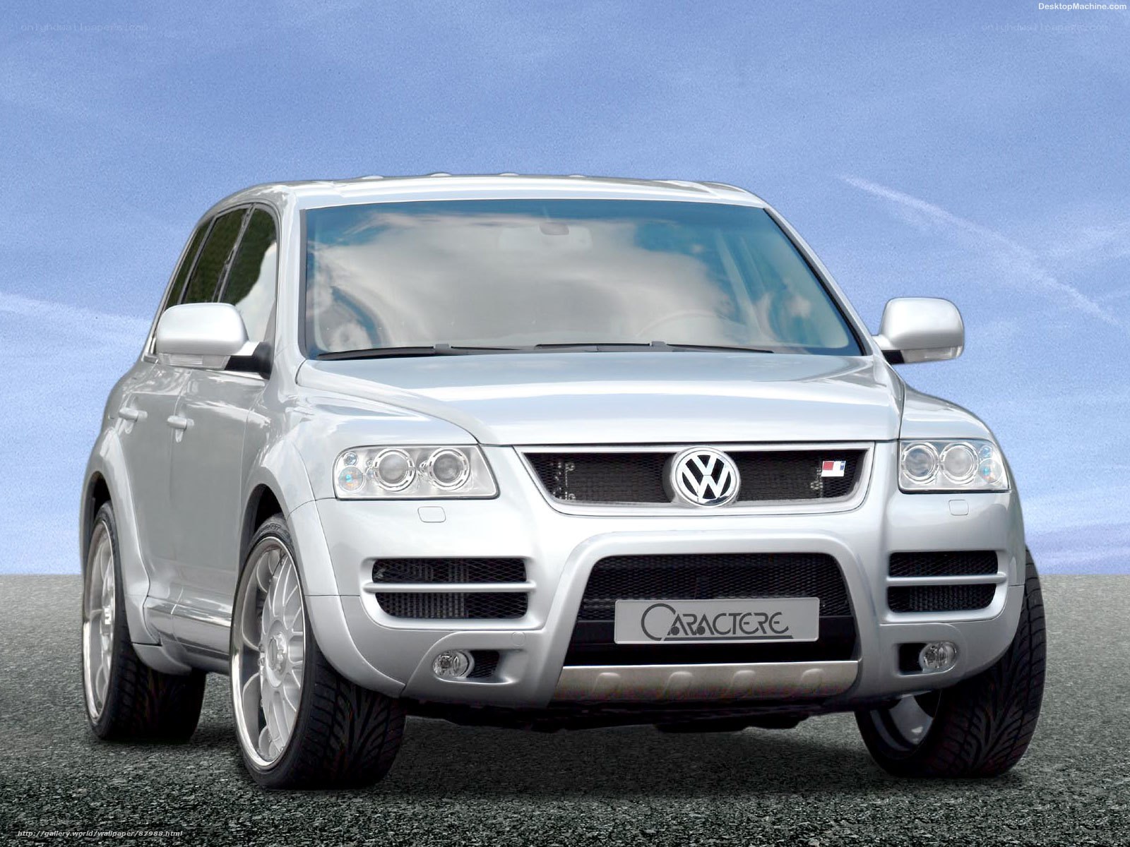 Silver Volkswagen Touareg Concept
