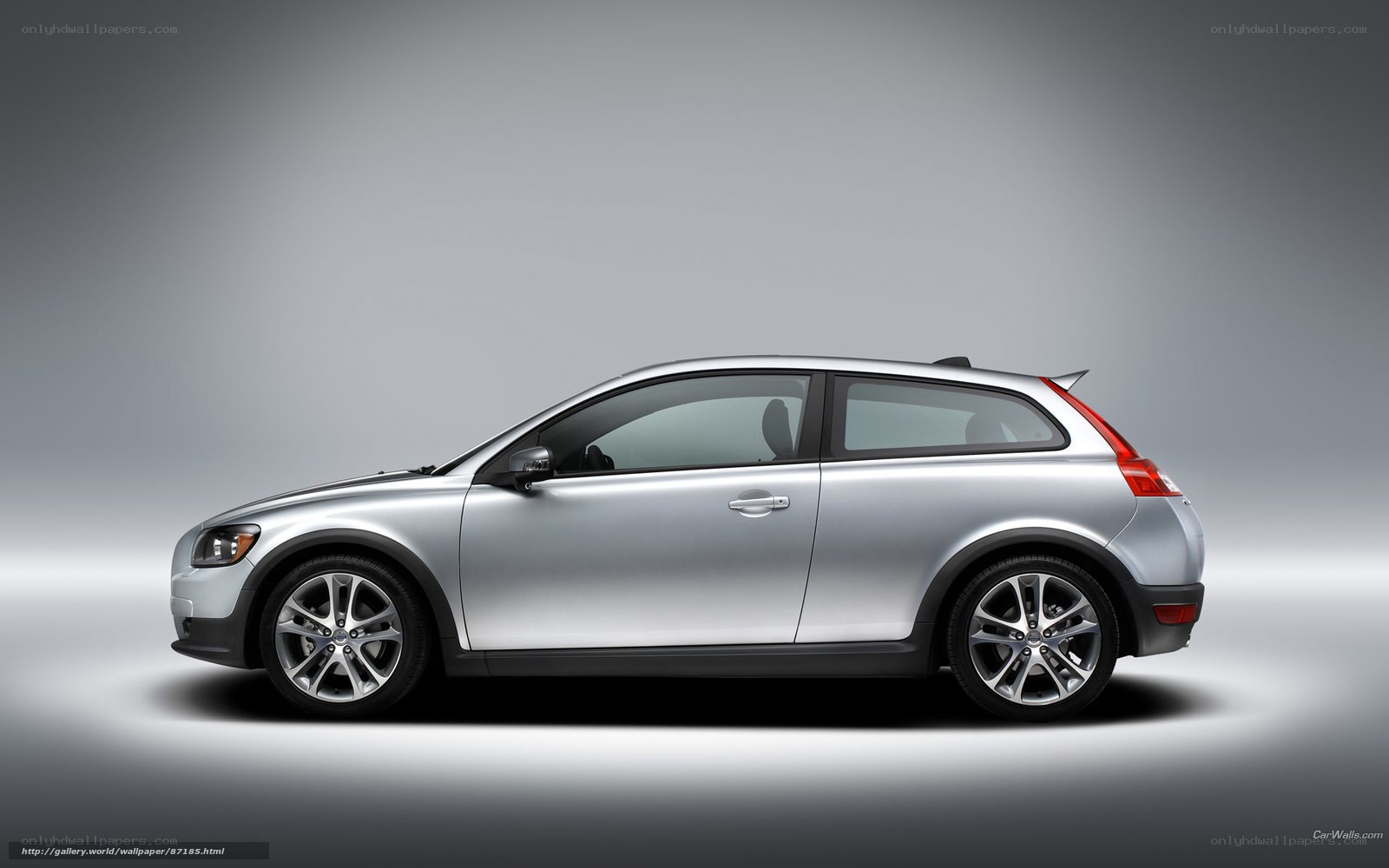 silver volvo c30 hatchback