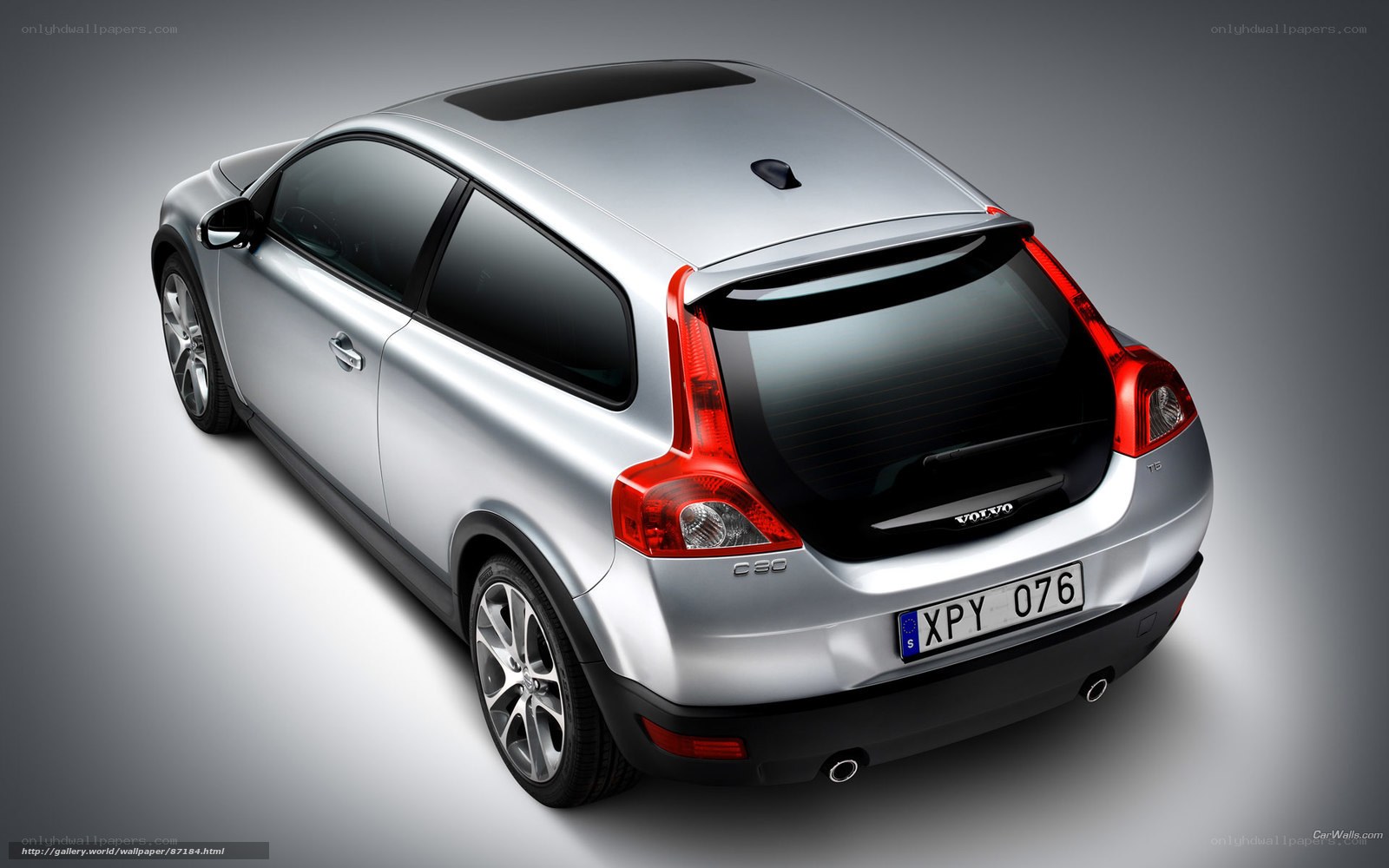 silver volvo c30 hatchback