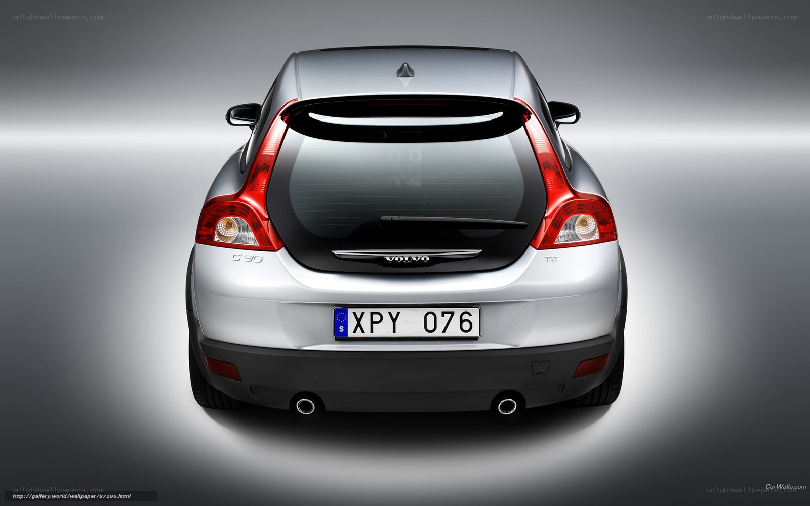 silver volvo c30 rear view