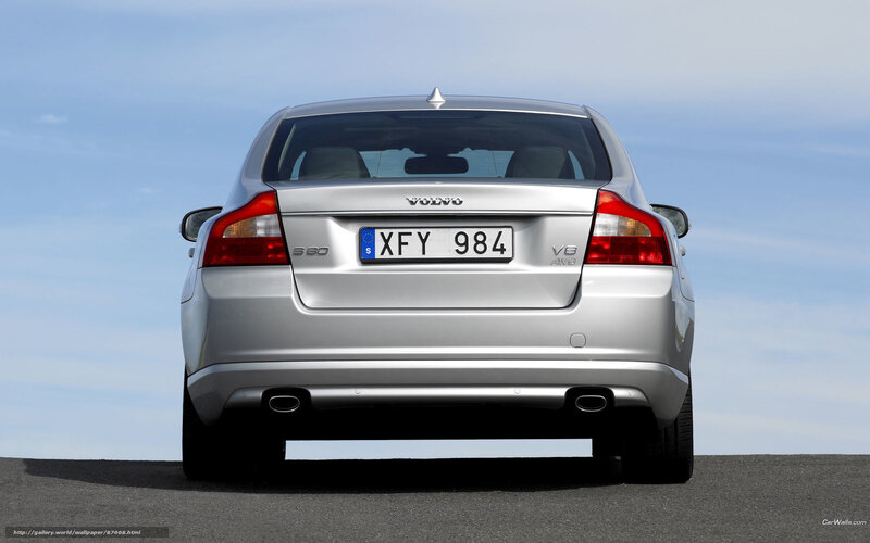 silver volvo s80 rear view