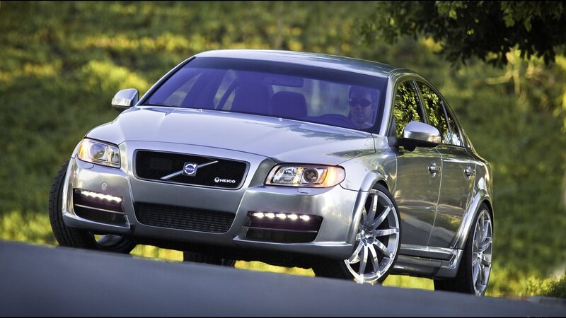 Silver Volvo Sedan — Dynamic
