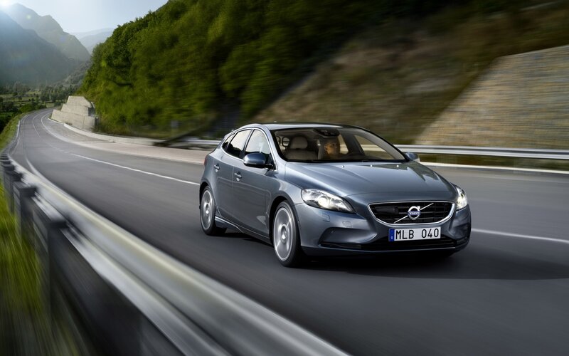 Silver Volvo V40 — Gray, Dynamic, Afternoon
