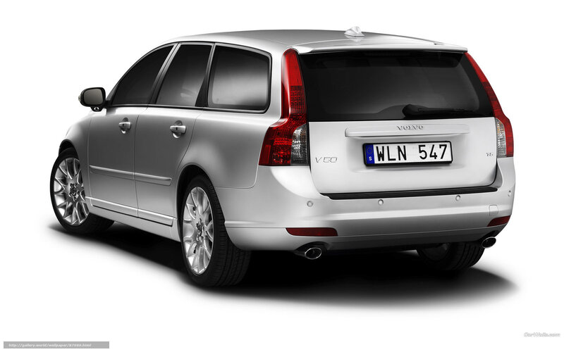 Silver Volvo V50 — Neutral
