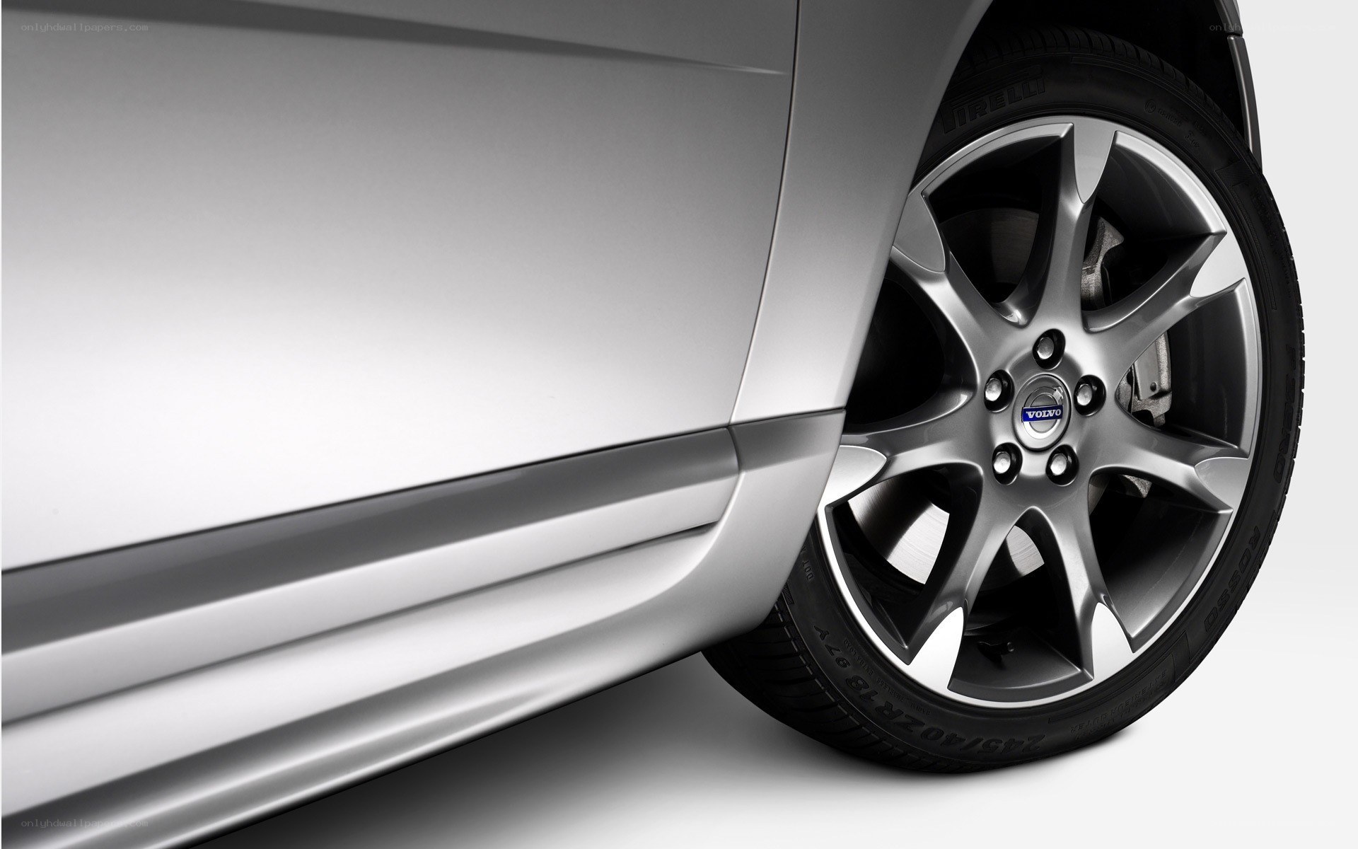 silver volvo wheel close-up