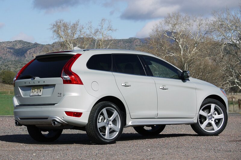 silver volvo xc60 suv