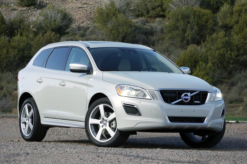 Silver Volvo Xc60