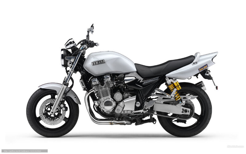 Silver Yamaha Motorcycle — Neutral, Photograph, Black Seat, Yellow Shock Absorbers
