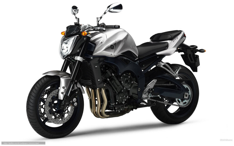 Silver Yamaha Motorcycle — Neutral, Photograph, Headlight