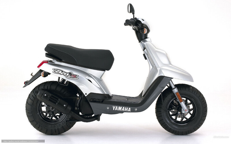Silver Yamaha Scooter — Neutral