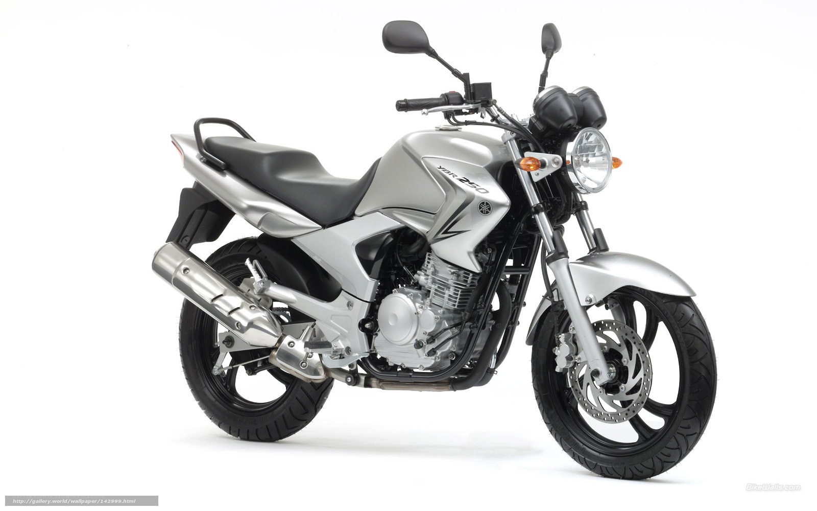 Silver Yamaha YBR 250 motorcycle