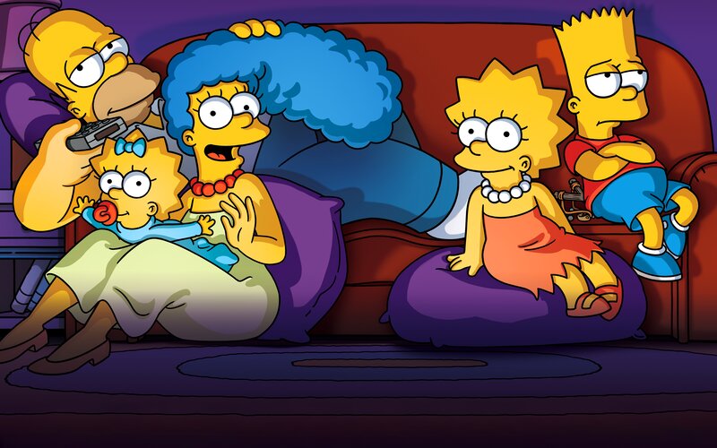 Simpson Family on Couch — Yellow, Relaxed