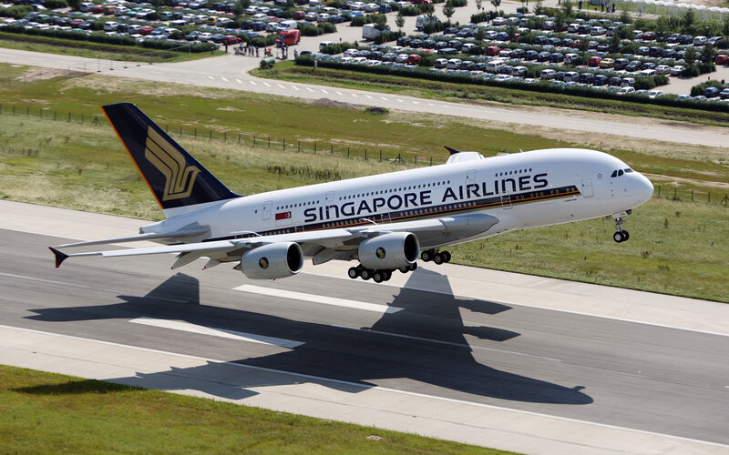 Singapore Airlines A380 — White, Dynamic, Afternoon, Photograph, Airplane