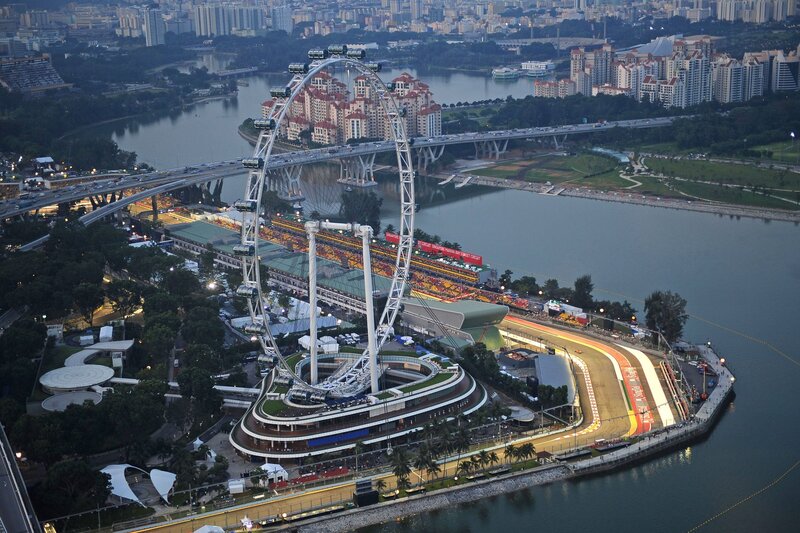 Singapore Flyer and race track