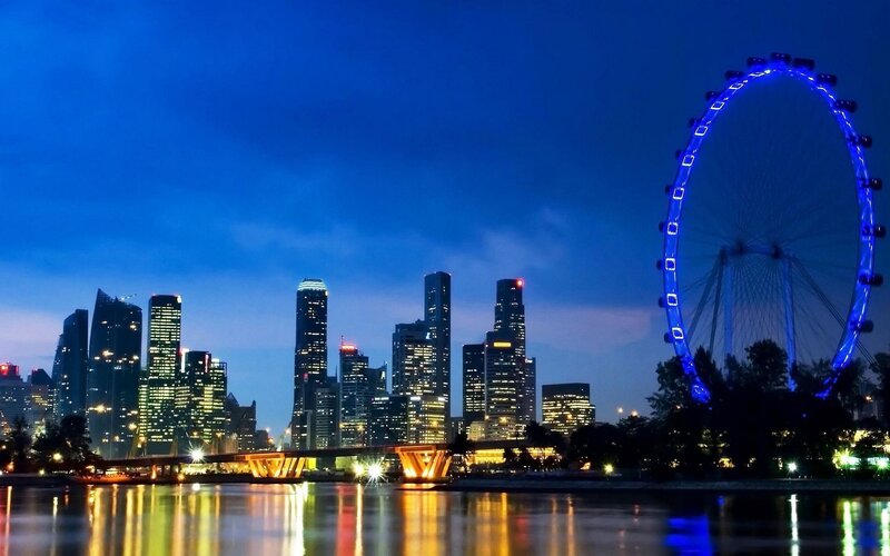 Singapore Flyer at Night — Blue