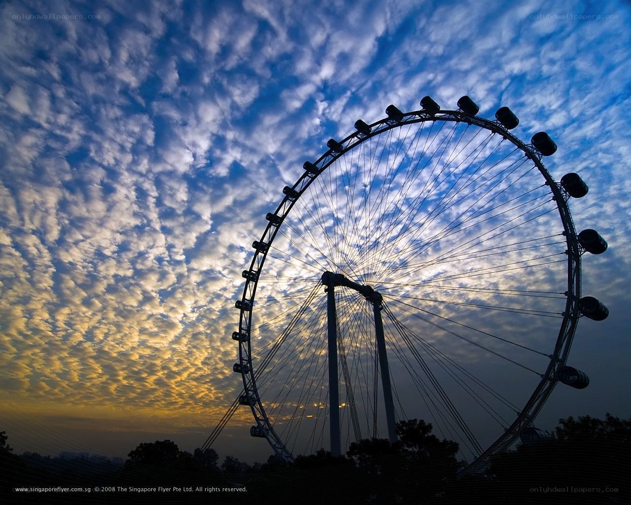 Singapore Flyer at sunset