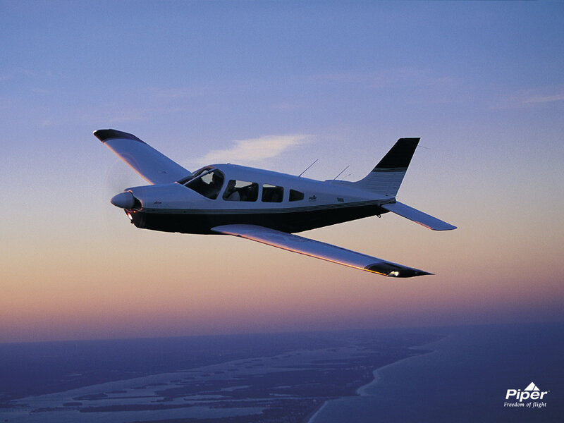 Single-engine Airplane