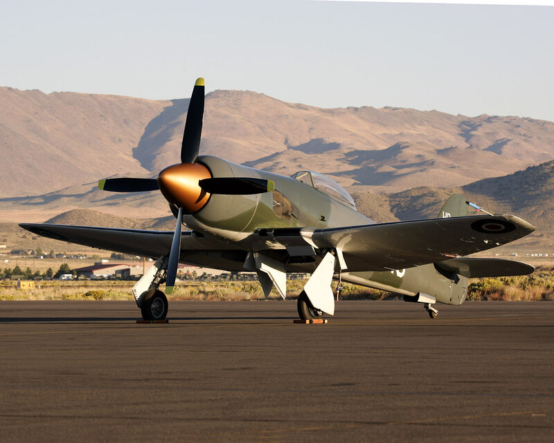 Single-engine Propeller Plane