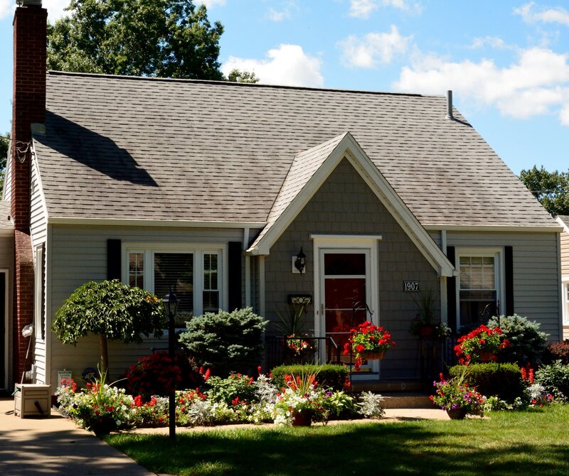 Single-family House — Gray
